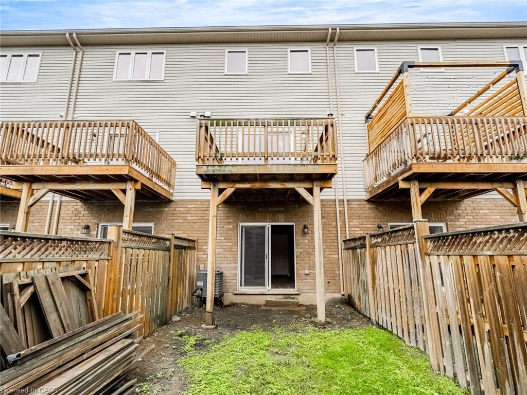 28-60 Bloom Crescent, Hamilton, ON - Outdoor With Deck Patio Veranda With Exterior
