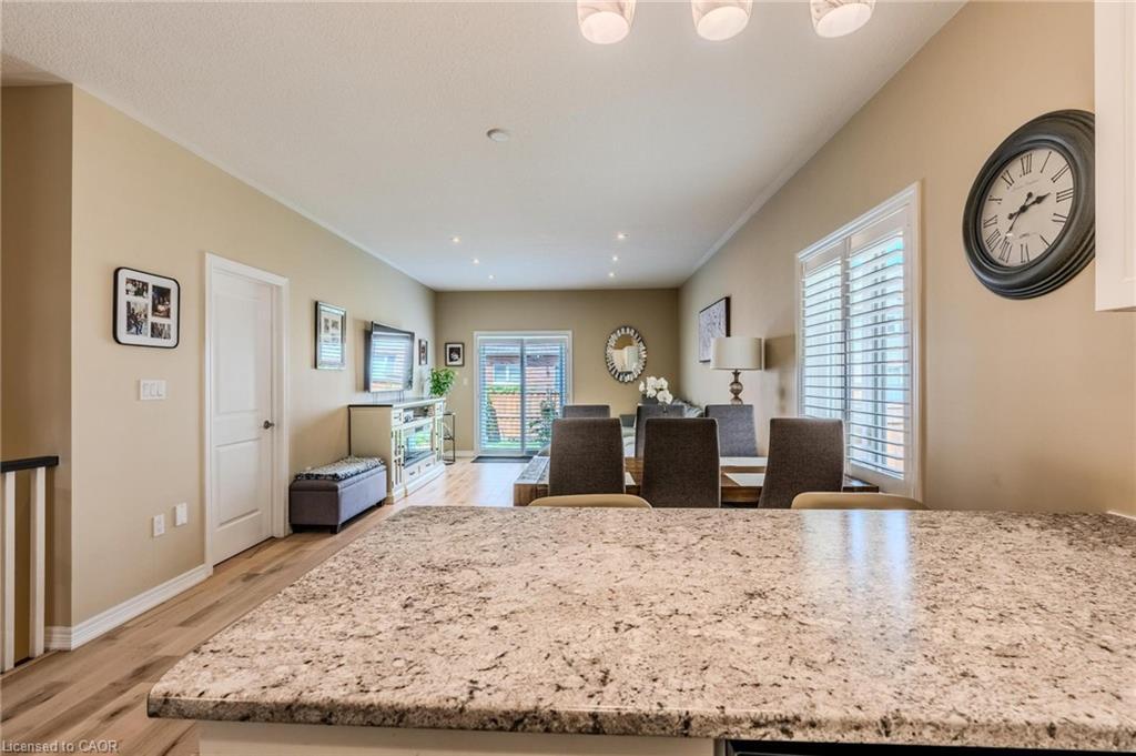 42 Cittadella Boulevard, Hamilton, ON - Indoor