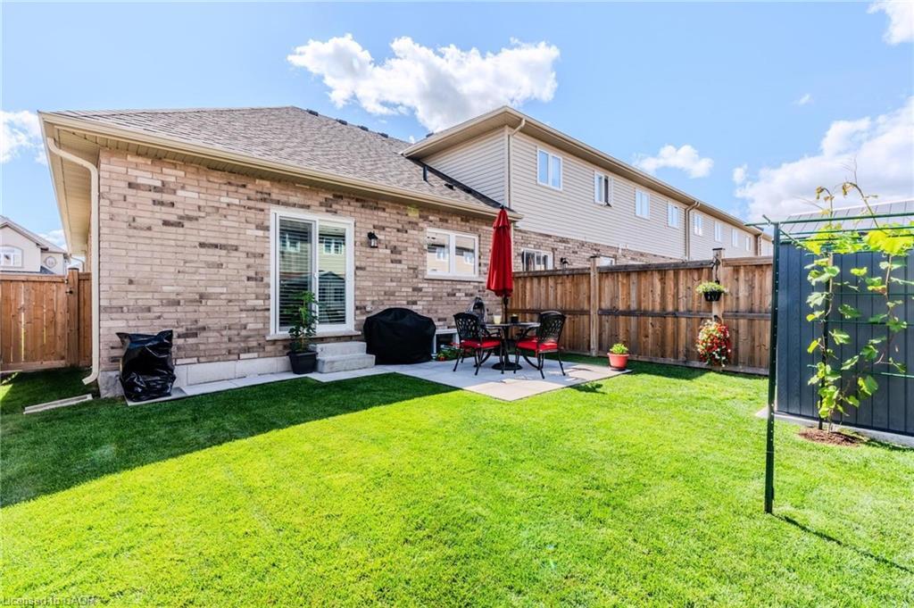 42 Cittadella Boulevard, Hamilton, ON - Outdoor