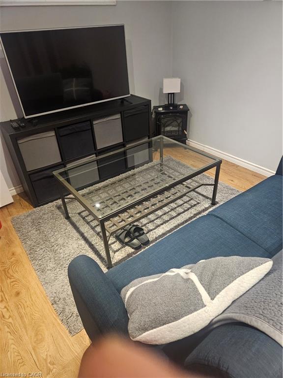 Lower-101 Steepleridge Street, Kitchener, ON - Indoor