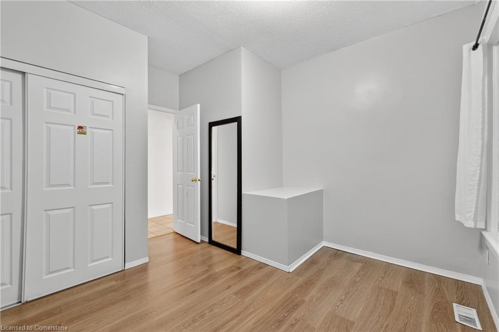 111 Hillyard Street, Hamilton, ON - Indoor Photo Showing Other Room