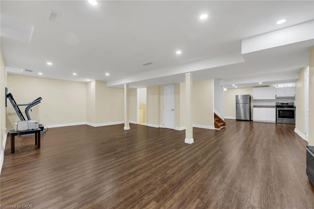 125 Valera Drive, Hamilton, ON - Indoor