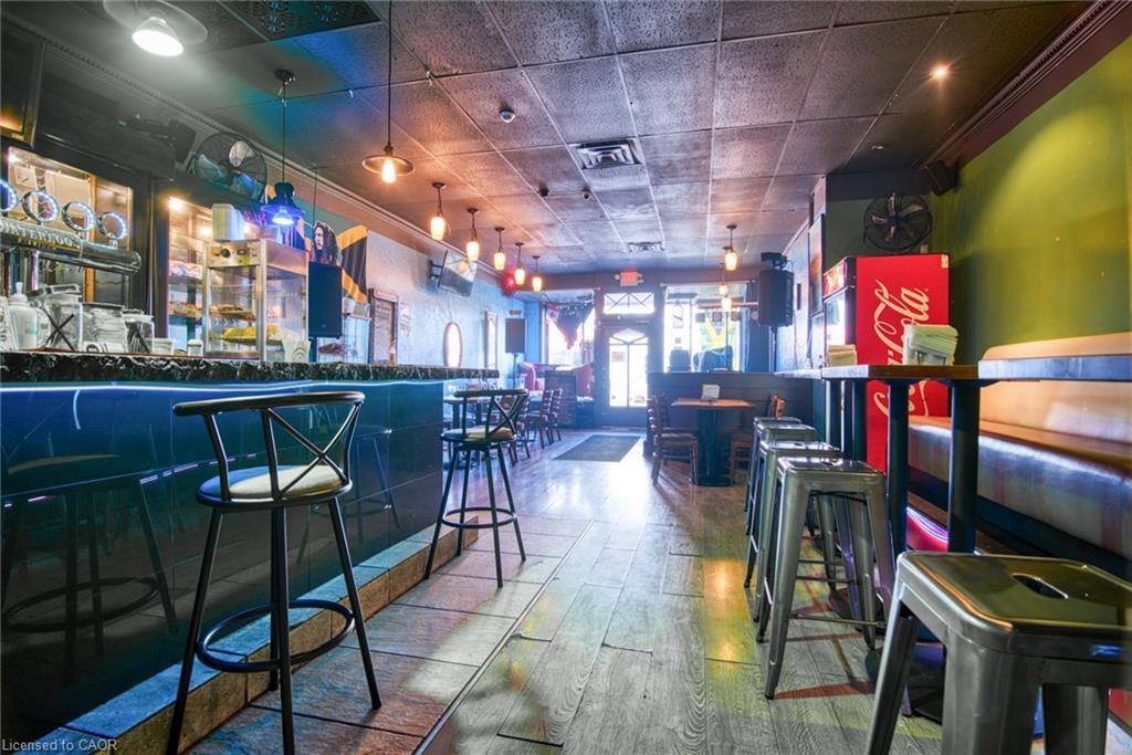 660 King Street E, Cambridge, ON