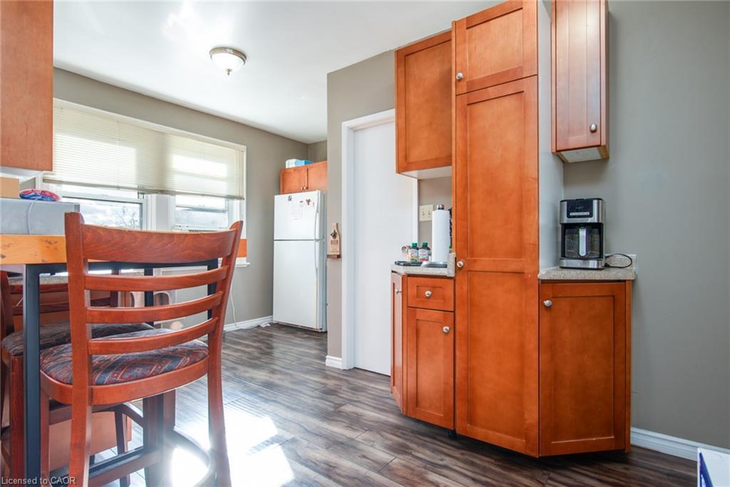 660 King Street E, Cambridge, ON