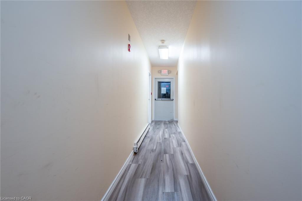 660 King Street E, Cambridge, ON