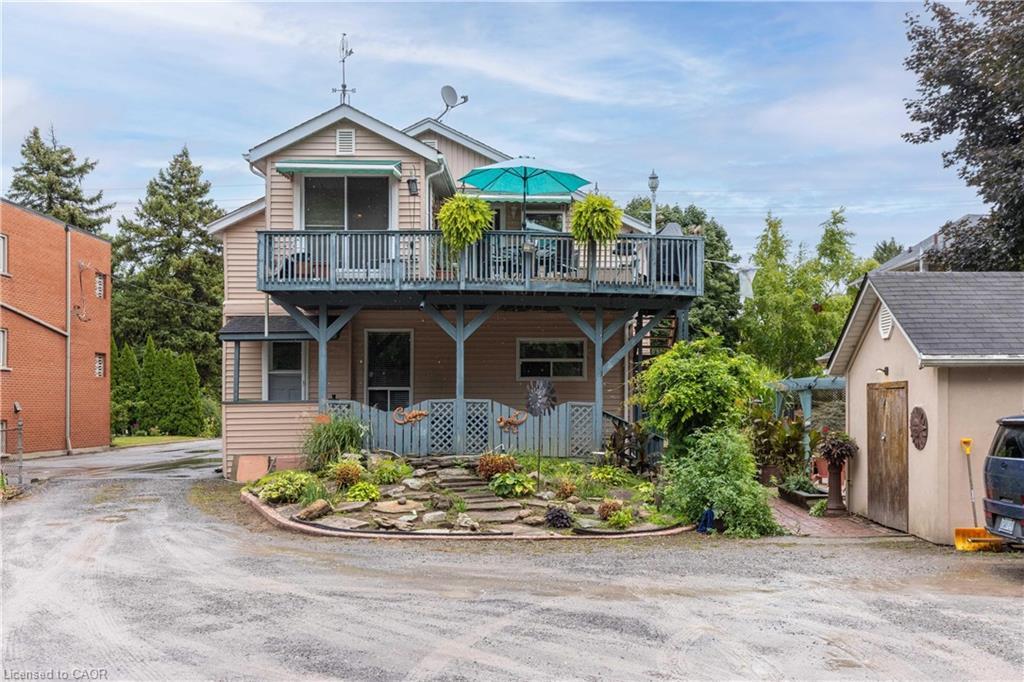 147 Geneva Street, St. Catharines, ON - Outdoor With Deck Patio Veranda