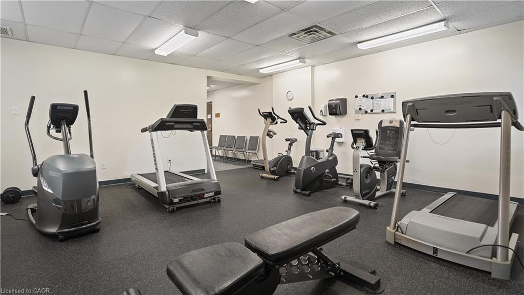 705-265 Westcourt Place, Waterloo, ON - Indoor Photo Showing Gym Room