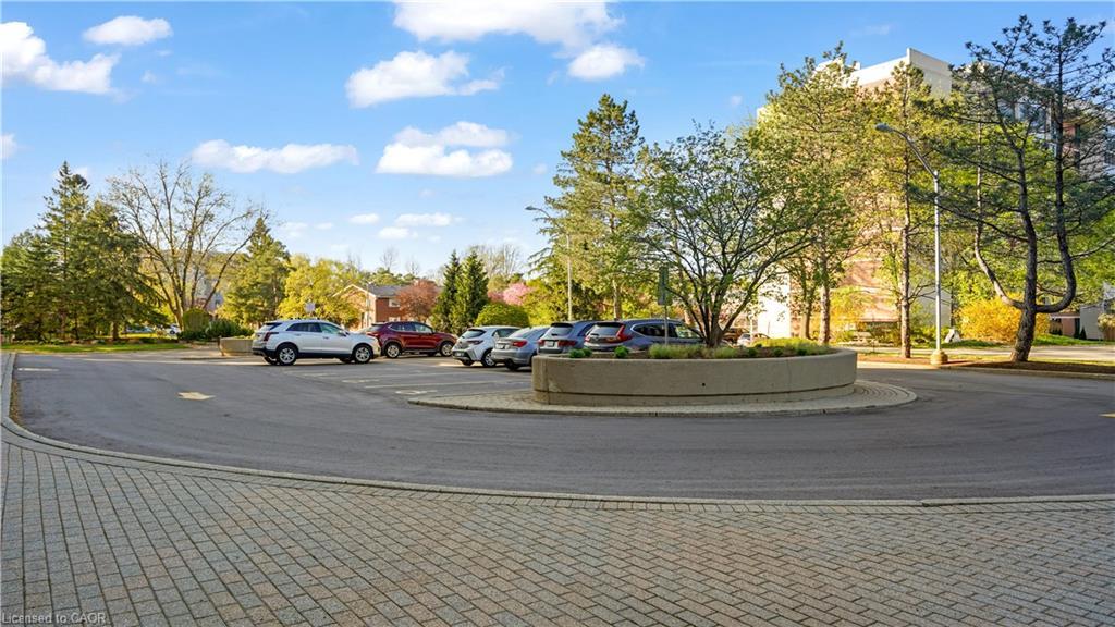 705-265 Westcourt Place, Waterloo, ON - Outdoor With View