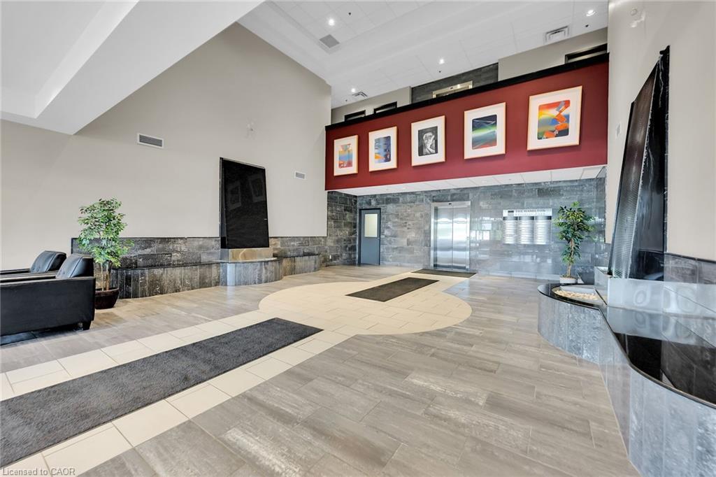 423-1100 South Service Road, Stoney Creek, ON