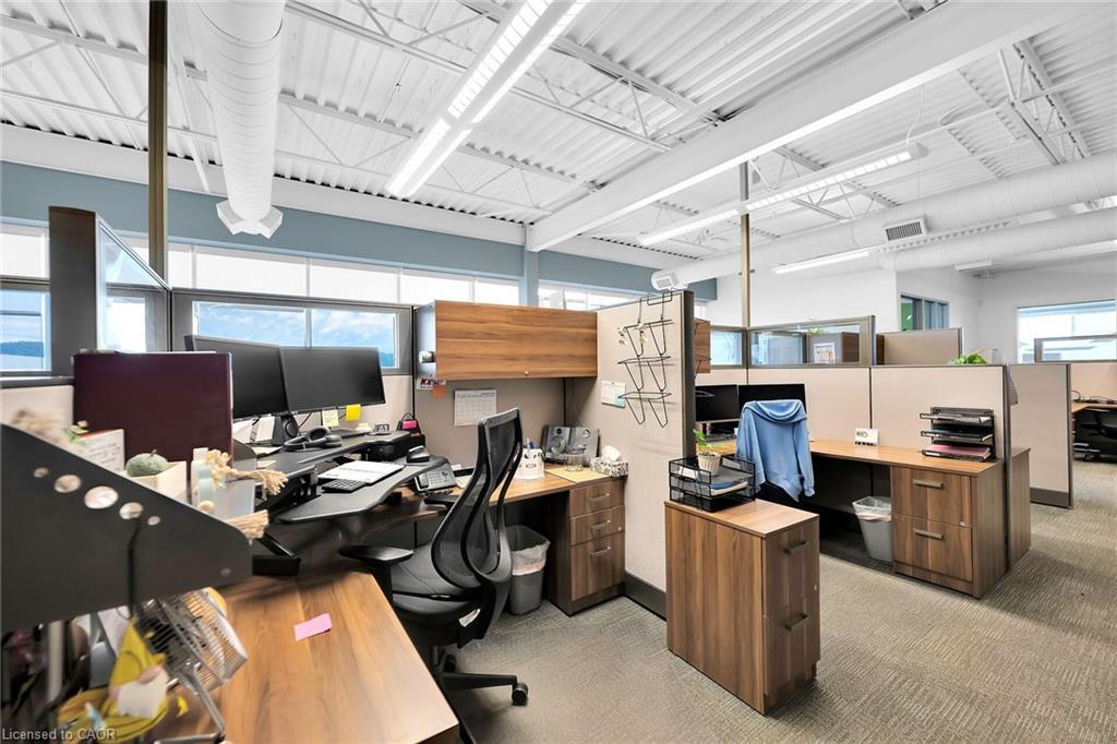 423-1100 South Service Road, Stoney Creek, ON