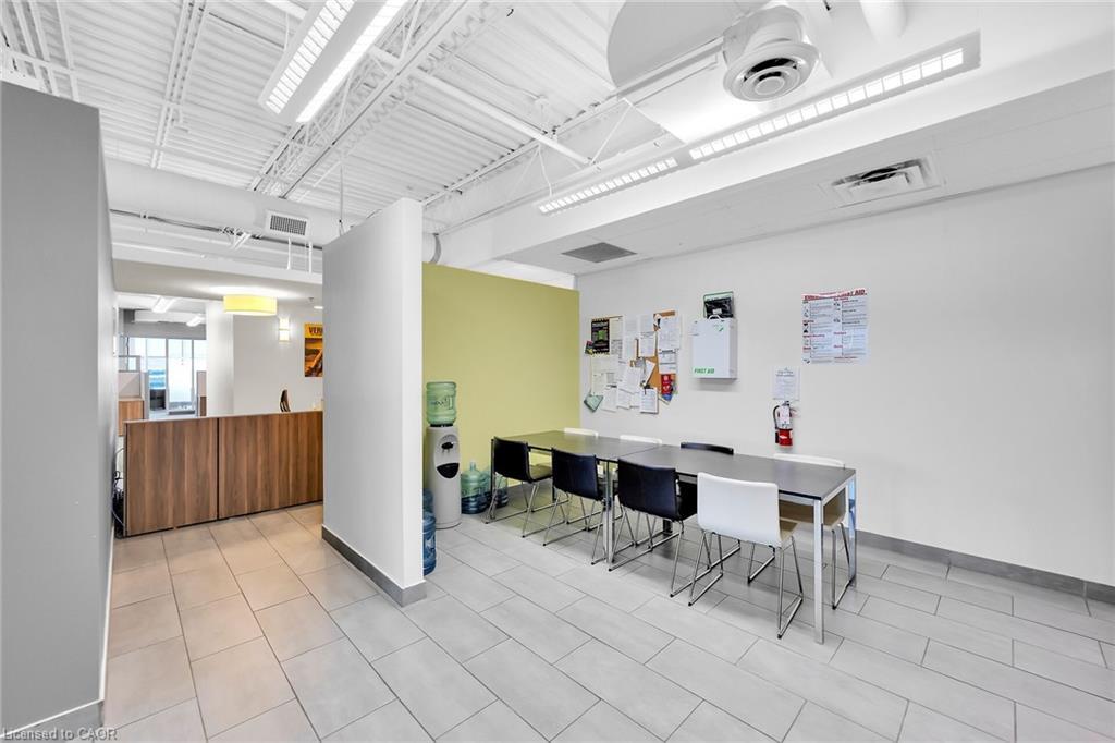 423-1100 South Service Road, Stoney Creek, ON