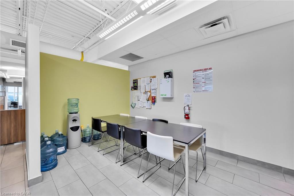 423-1100 South Service Road, Stoney Creek, ON