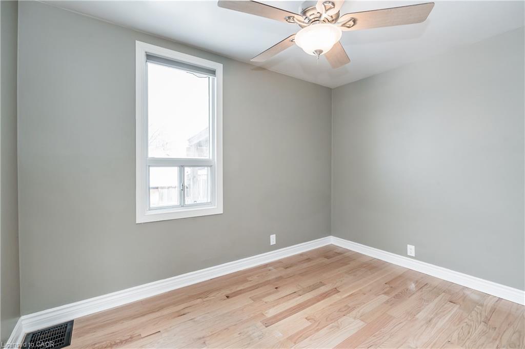 (Upper)-317 King Street E, Hamilton, ON - Indoor Photo Showing Other Room