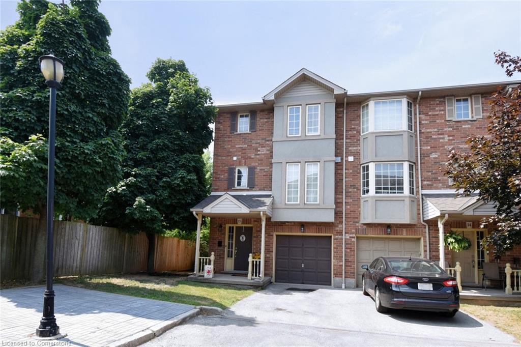 15-1336 Upper Sherman Avenue, Hamilton, ON - Outdoor With Facade