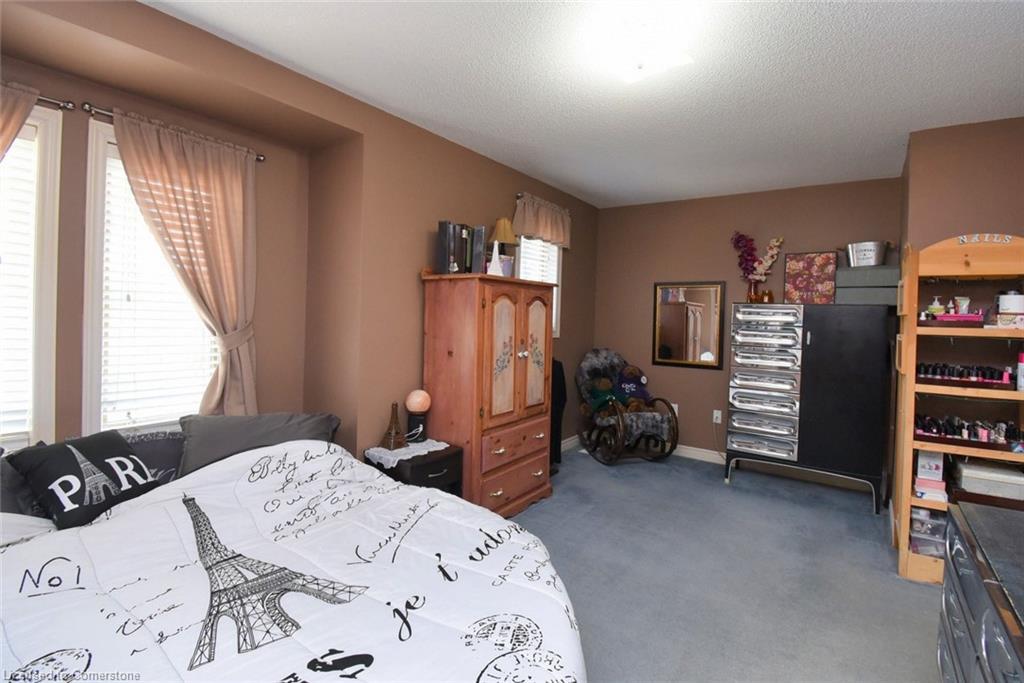 15-1336 Upper Sherman Avenue, Hamilton, ON - Indoor Photo Showing Bedroom