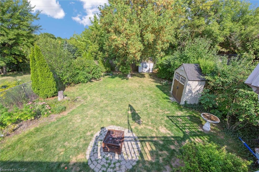 31 Saxony Circle, Cambridge, ON - Outdoor