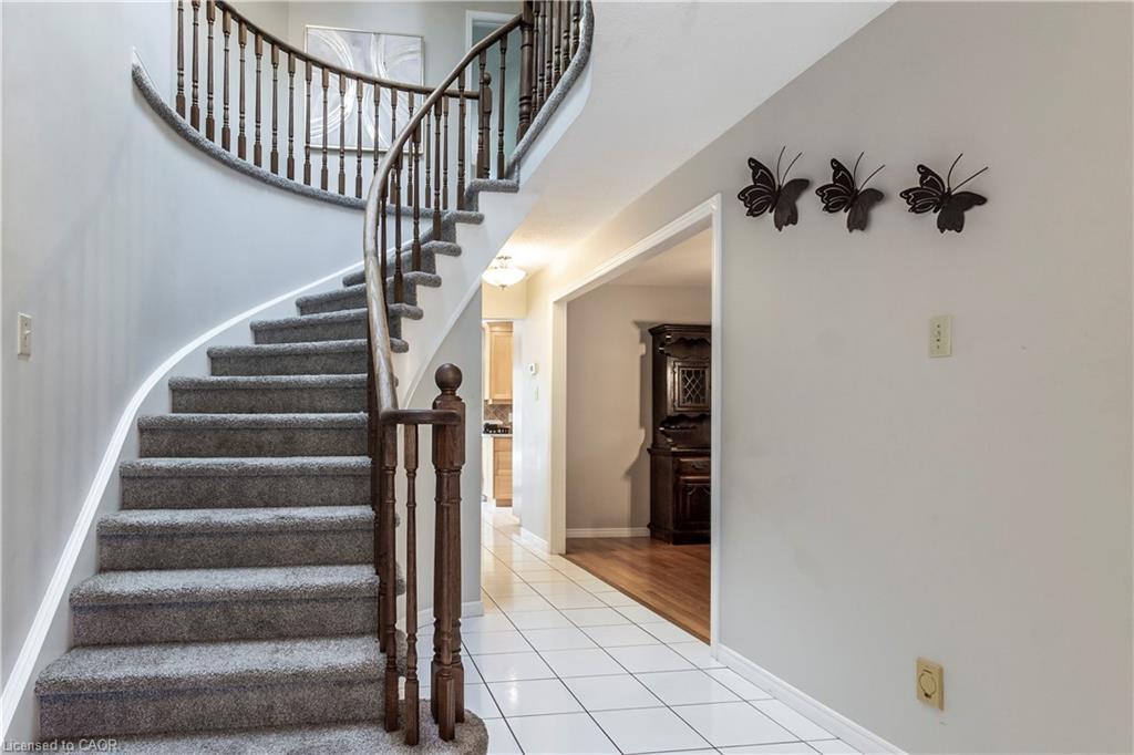 104 Valley Ridge Crescent, Waterloo, ON - Indoor Photo Showing Other Room
