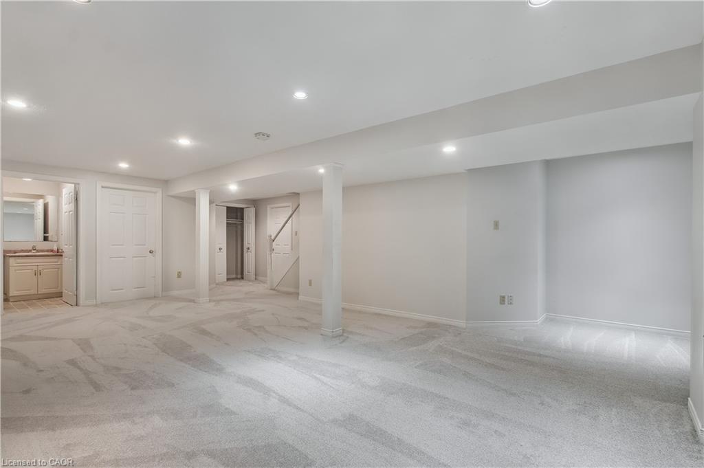 104 Valley Ridge Crescent, Waterloo, ON - Indoor