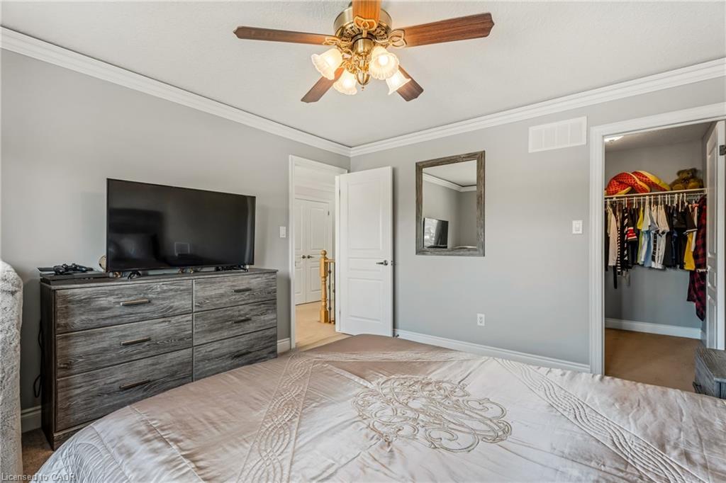 351 Highland Road W, Stoney Creek, ON - Indoor Photo Showing Bedroom