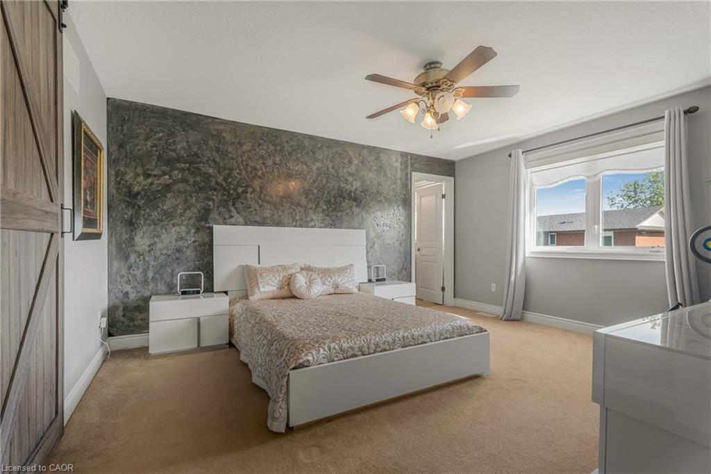 351 Highland Road W, Stoney Creek, ON - Indoor Photo Showing Bedroom