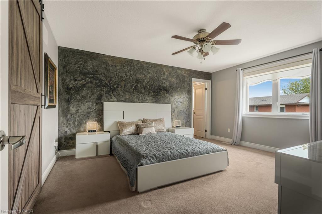 351 Highland Road W, Stoney Creek, ON - Indoor Photo Showing Bedroom