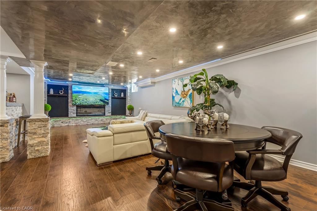 351 Highland Road W, Stoney Creek, ON - Indoor