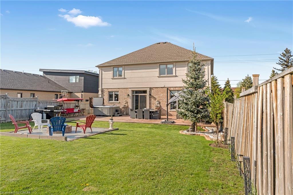 351 Highland Road W, Stoney Creek, ON - Outdoor With Deck Patio Veranda