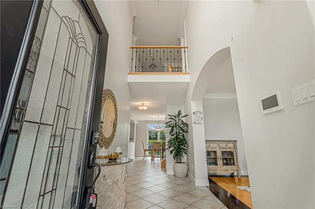 351 Highland Road W, Stoney Creek, ON - Indoor Photo Showing Other Room