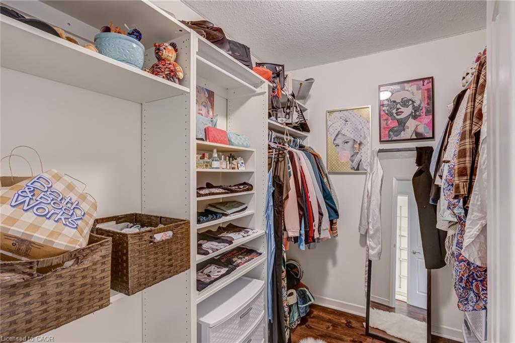 5-1560 Kerns Road, Burlington, ON - Indoor With Storage