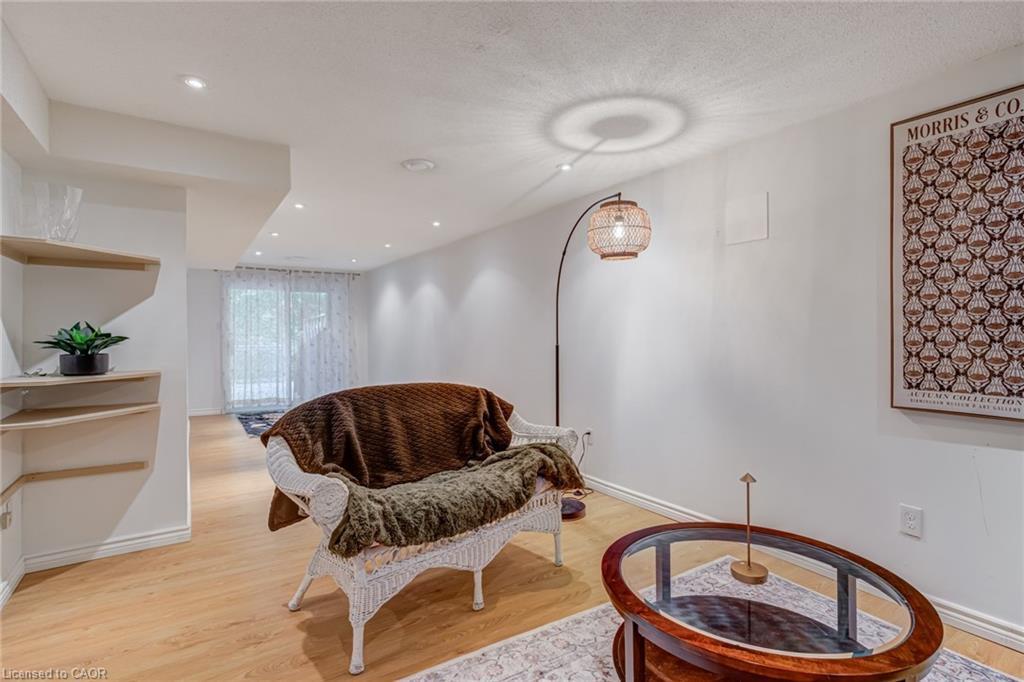 5-1560 Kerns Road, Burlington, ON - Indoor Photo Showing Other Room