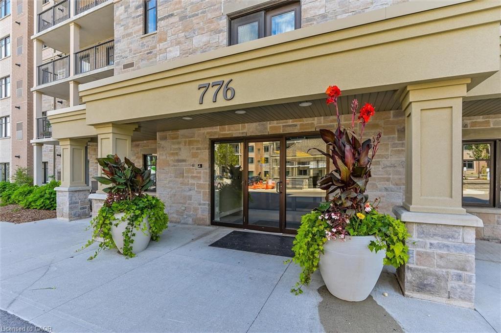 301-776 Laurelwood Drive, Waterloo, ON - Outdoor