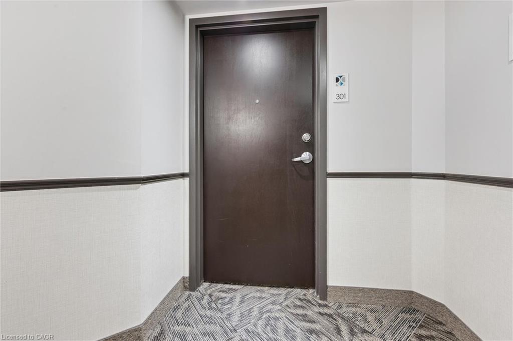 301-776 Laurelwood Drive, Waterloo, ON - Indoor