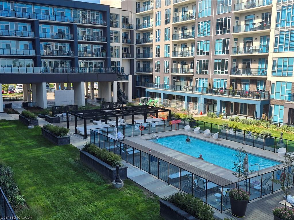 308-16 Concord Place, Grimsby, ON - Outdoor With Balcony With Facade