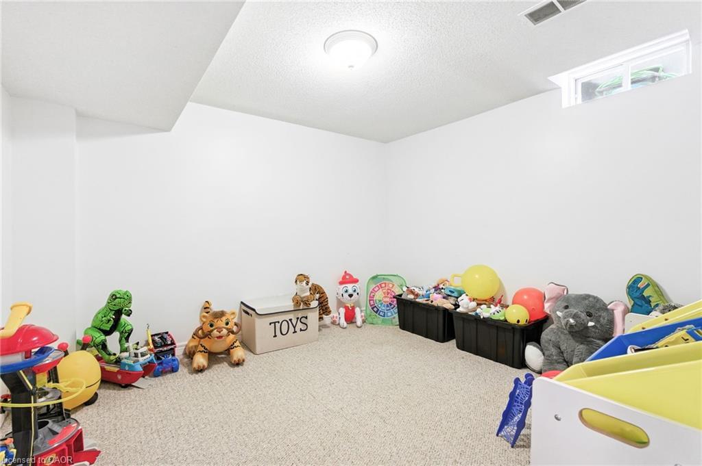 4-2252 Walkers Line, Burlington, ON - Indoor