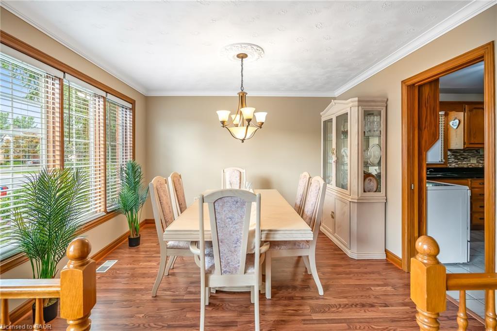 3688 Cardinal Drive, Niagara Falls, ON - Indoor Photo Showing Dining Room