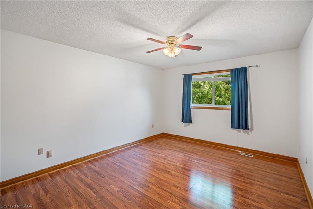 3688 Cardinal Drive, Niagara Falls, ON - Indoor Photo Showing Other Room