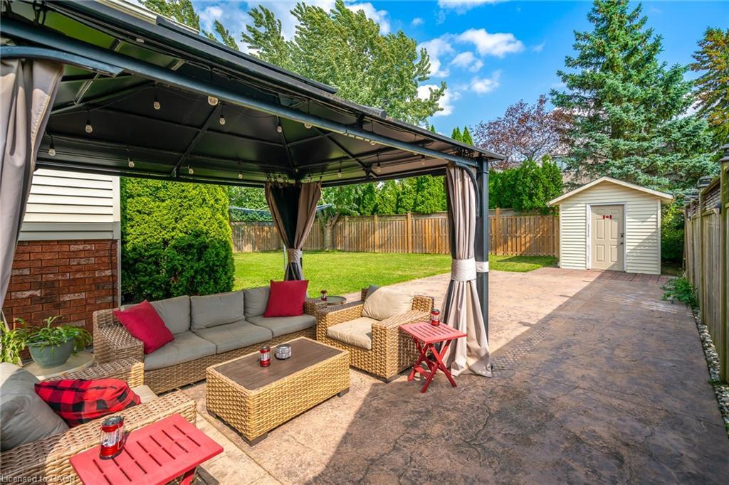 3688 Cardinal Drive, Niagara Falls, ON - Outdoor With Deck Patio Veranda