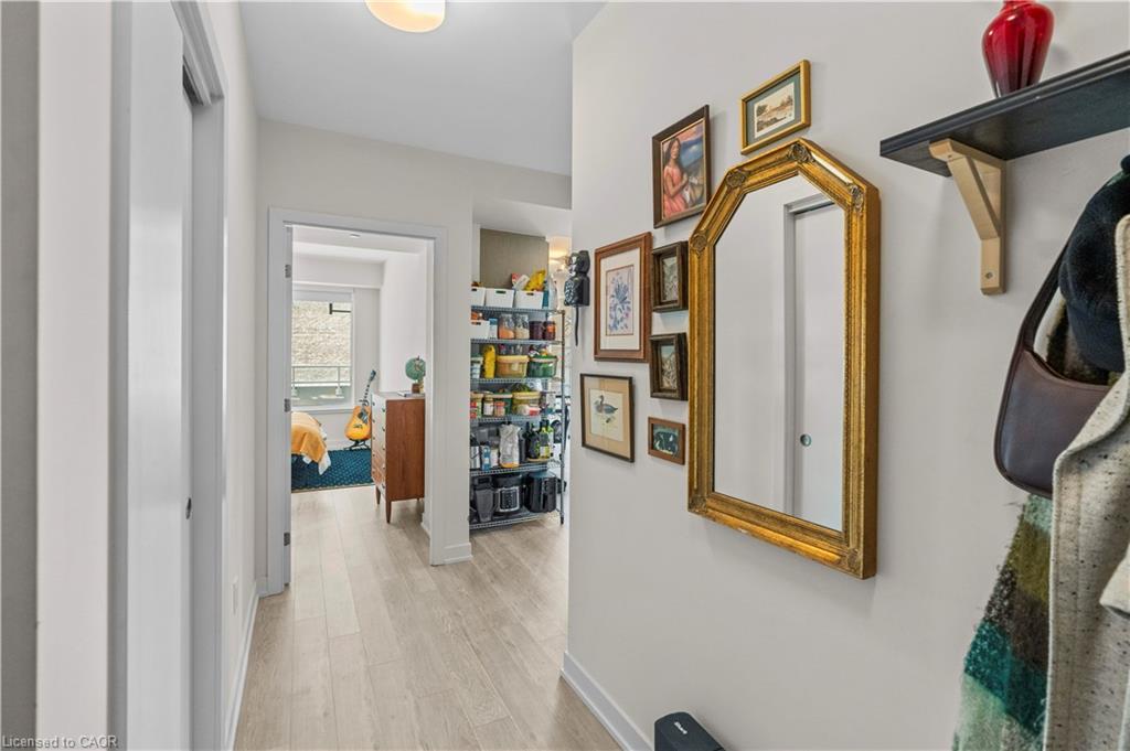 415-212 King William Street E, Hamilton, ON - Indoor Photo Showing Other Room