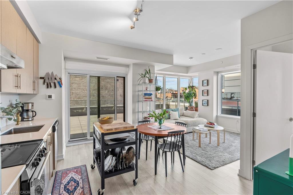 415-212 King William Street E, Hamilton, ON - Indoor