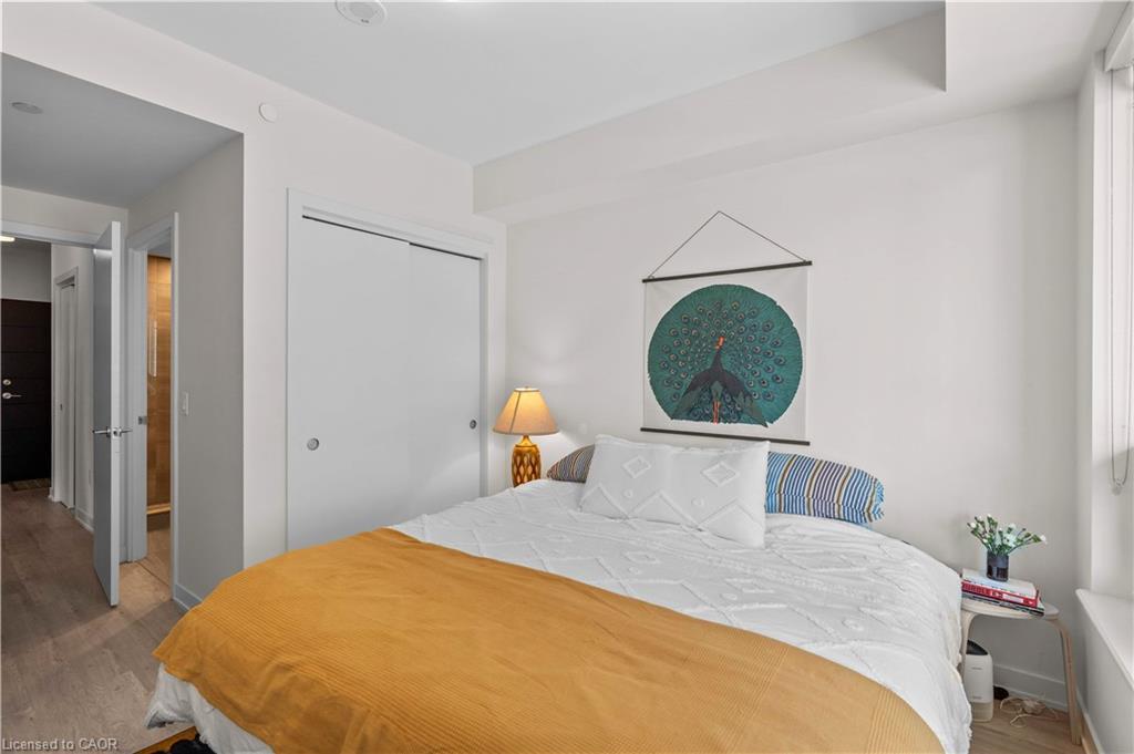 415-212 King William Street E, Hamilton, ON - Indoor Photo Showing Bedroom