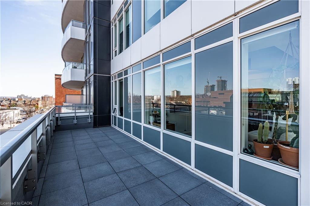 415-212 King William Street E, Hamilton, ON - Outdoor With Exterior