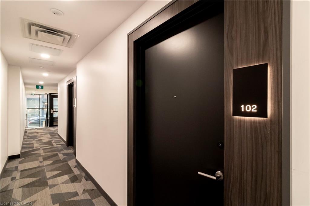 102-5 Wellington Street S, Kitchener, ON - Indoor Photo Showing Other Room