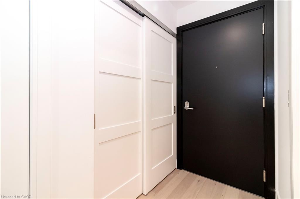 102-5 Wellington Street S, Kitchener, ON - Indoor Photo Showing Other Room