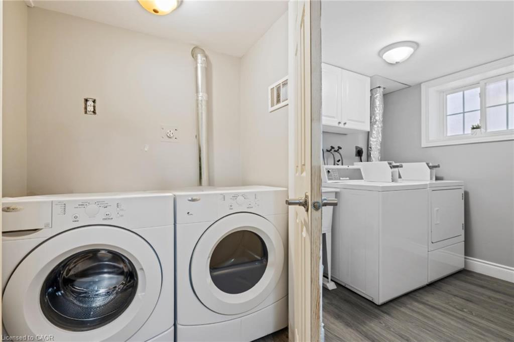 107 Horning Drive, Hamilton, ON - Indoor Photo Showing Laundry Room