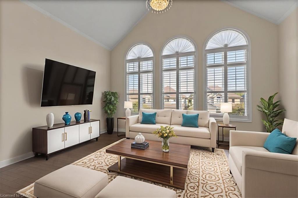 425 Rideau River Street, Waterloo, ON - Indoor Photo Showing Living Room