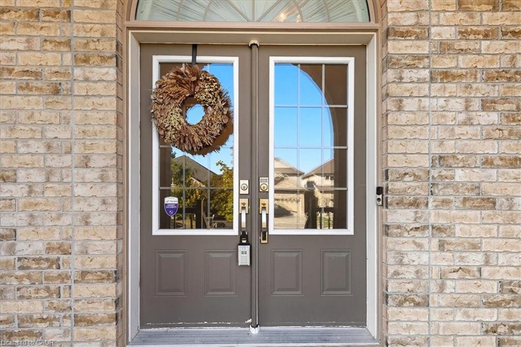 425 Rideau River Street, Waterloo, ON - Outdoor