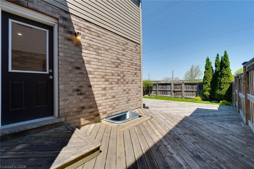 928 Dunblane Court, Kitchener, ON - Outdoor With Deck Patio Veranda With Exterior