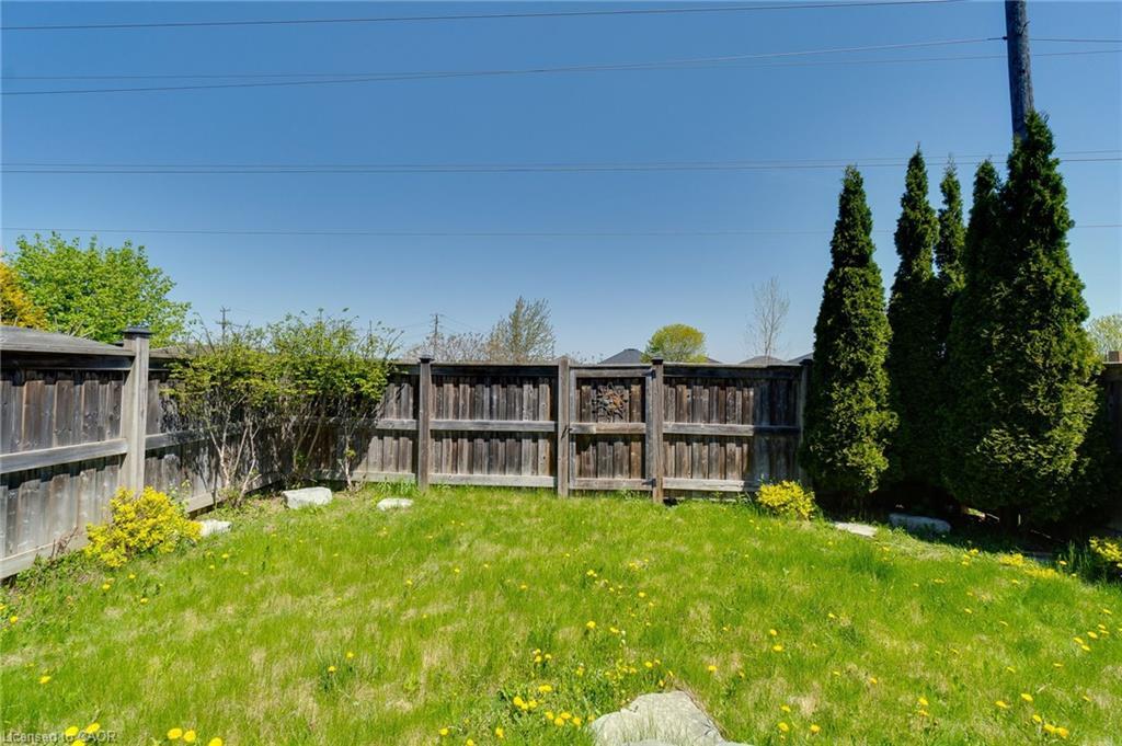 928 Dunblane Court, Kitchener, ON - Outdoor