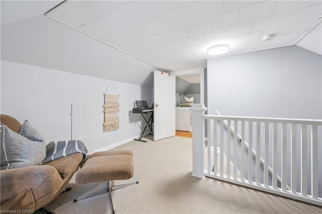 310 Kitchener Road, Cambridge, ON - Indoor Photo Showing Other Room