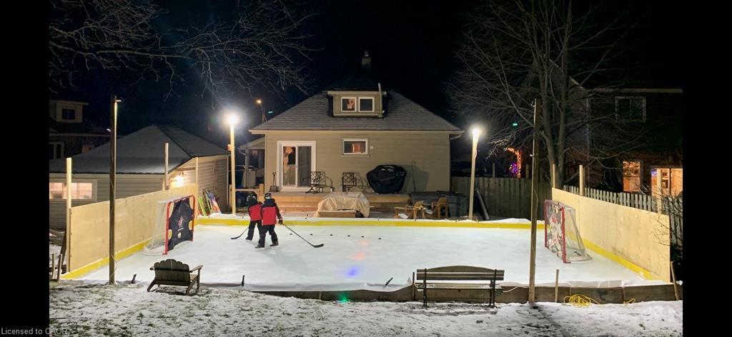 310 Kitchener Road, Cambridge, ON - Outdoor